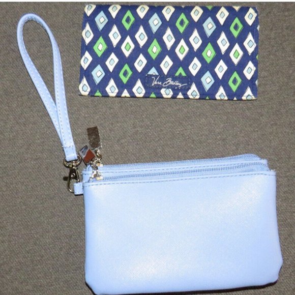 Vera Bradley Diamond Print Checkbook Cover & Unbranded Blue Wristlet - Picture 2 of 9